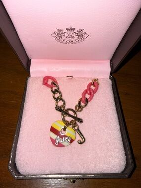 Vintage Juicy Couture Banner Heart Link Necklace